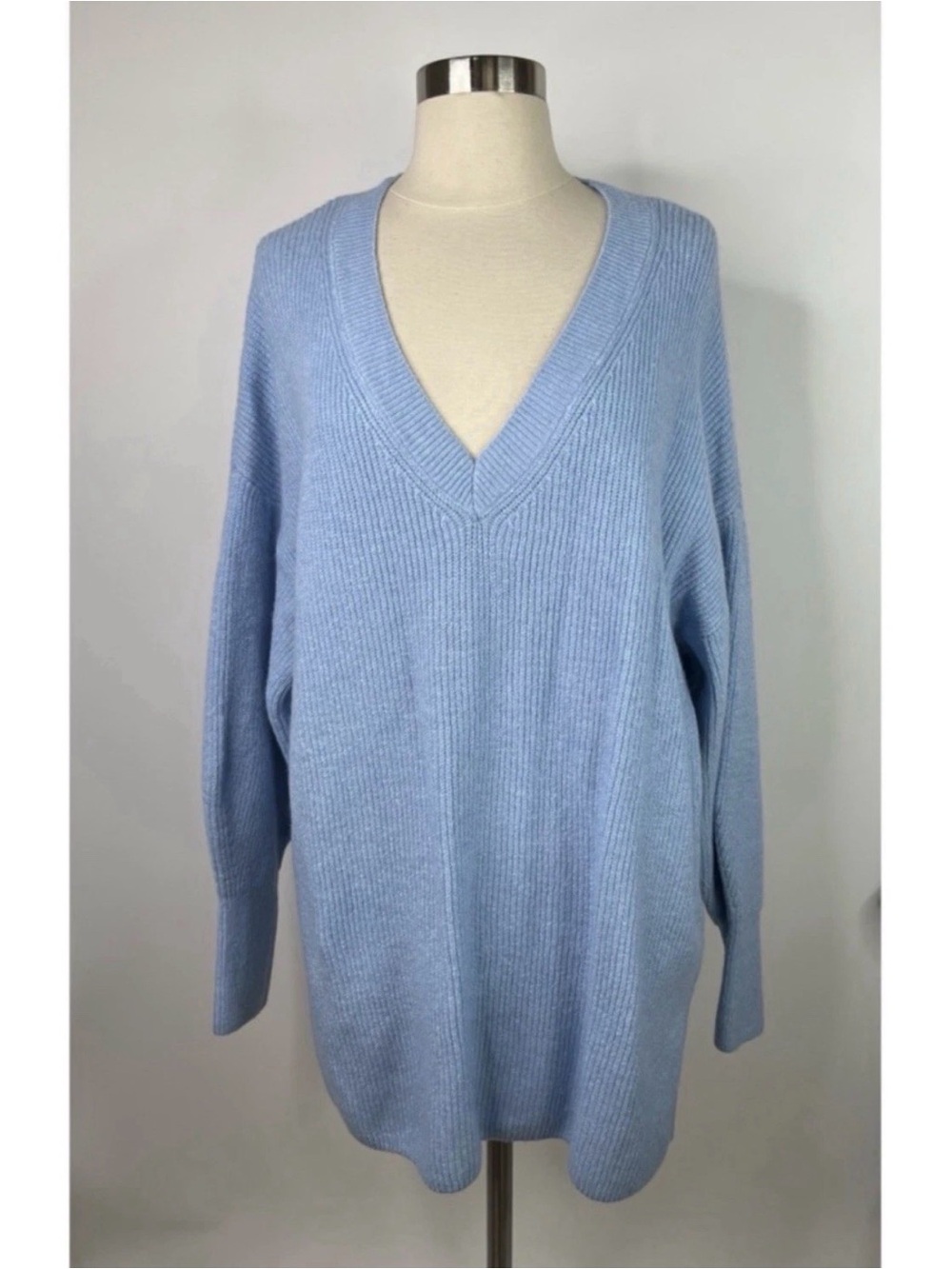 Halogen Pale Blue V-Neck Ribbed women’s Sweater